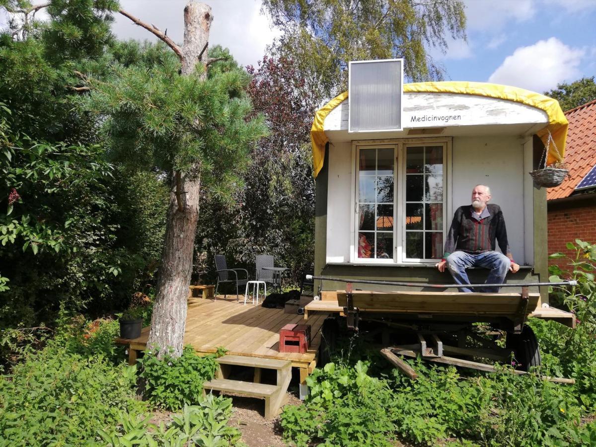Shamanens Hule Bed & Breakfast Haslev Exterior photo